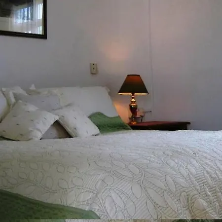 Anba'S Hotel